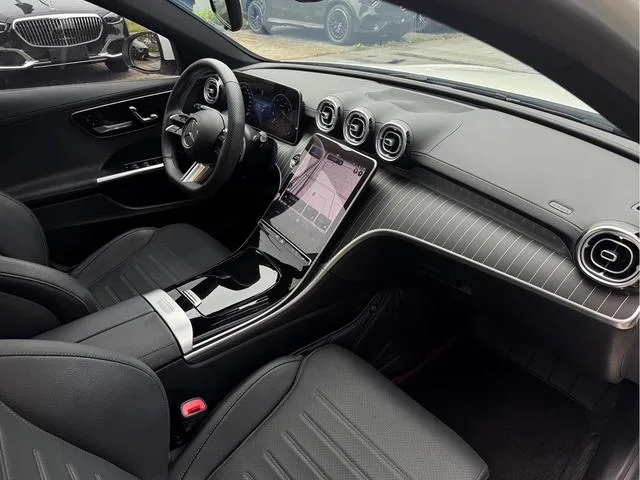 Mercedes-Benz C-Class 2022 C 260 L Sports version interior photo 12 Mercedes-Benz C-Class 2022 C 260 L Sports version interior photo 12