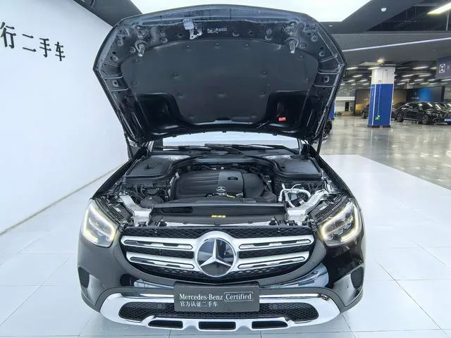 Mercedes-Benz GLC 2021 GLC 260 L 4MATIC Dynamic exterior photo 3 Mercedes-Benz GLC 2021 GLC 260 L 4MATIC Dynamic exterior photo 3