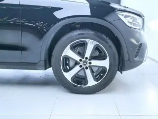 Mercedes-Benz GLC 2021 GLC 260 L 4MATIC Dynamic interior photo 10 Mercedes-Benz GLC 2021 GLC 260 L 4MATIC Dynamic interior photo 10