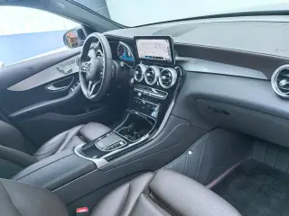 Mercedes-Benz GLC 2021 GLC 260 L 4MATIC Dynamic interior photo 13 Mercedes-Benz GLC 2021 GLC 260 L 4MATIC Dynamic interior photo 13