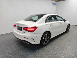 Mercedes-Benz A-Class 2023 A 200 L Edición de moda de coche deportivo exterior foto 6 Mercedes-Benz A-Class 2023 A 200 L Edición de moda de coche deportivo exterior foto 6