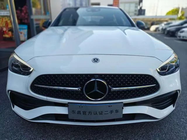 Mercedes-Benz C-Class 2025 Restyling C 260 L Hao Night Sports Edition exterior photo 2 Mercedes-Benz C-Class 2025 Restyling C 260 L Hao Night Sports Edition exterior photo 2