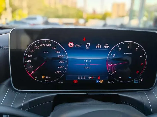 Mercedes-Benz C-Class 2025 Restyling C 260 L Hao Night Sports Edition interior photo 12 Mercedes-Benz C-Class 2025 Restyling C 260 L Hao Night Sports Edition interior photo 12