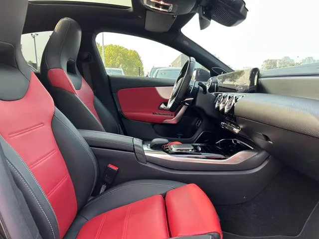 Mercedes-Benz CLA AMG 2023 AMG CLA 35 4MATIC interior photo 15 Mercedes-Benz CLA AMG 2023 AMG CLA 35 4MATIC interior photo 15