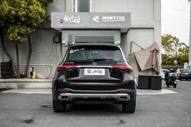 Mercedes-Benz GLE (Imported) 2024 GLE 450 4MATIC Style tendance extérieur photo 5 Mercedes-Benz GLE (Imported) 2024 GLE 450 4MATIC Style tendance extérieur photo 5