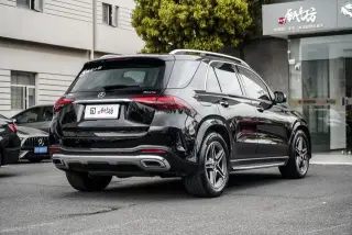 Mercedes-Benz GLE (Imported) 2024 GLE 450 4MATIC Style tendance extérieur photo 6 Mercedes-Benz GLE (Imported) 2024 GLE 450 4MATIC Style tendance extérieur photo 6