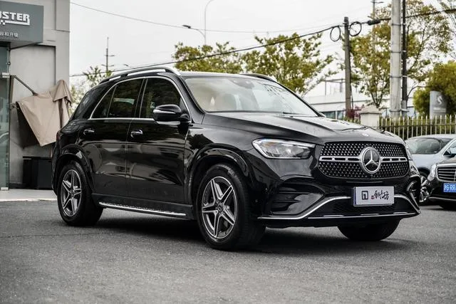 Mercedes-Benz GLE (Imported) 2024 GLE 450 4MATIC Style tendance extérieur photo 7 Mercedes-Benz GLE (Imported) 2024 GLE 450 4MATIC Style tendance extérieur photo 7