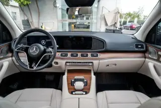 Mercedes-Benz GLE (Imported) 2024 GLE 450 4MATIC Style tendance intérieur photo 14 Mercedes-Benz GLE (Imported) 2024 GLE 450 4MATIC Style tendance intérieur photo 14