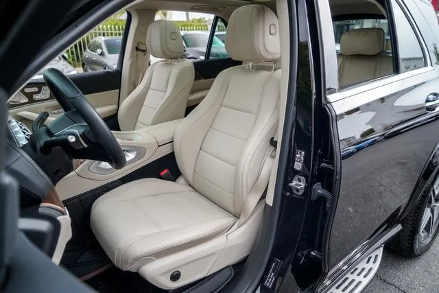 Mercedes-Benz GLE (Imported) 2024 GLE 450 4MATIC Style tendance intérieur photo 15 Mercedes-Benz GLE (Imported) 2024 GLE 450 4MATIC Style tendance intérieur photo 15