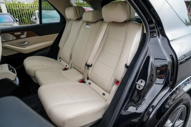 Mercedes-Benz GLE (Imported) 2024 GLE 450 4MATIC Style tendance intérieur photo 16 Mercedes-Benz GLE (Imported) 2024 GLE 450 4MATIC Style tendance intérieur photo 16