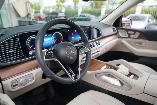 Mercedes-Benz GLE (Imported) 2024 GLE 450 4MATIC Style tendance intérieur photo 20 Mercedes-Benz GLE (Imported) 2024 GLE 450 4MATIC Style tendance intérieur photo 20