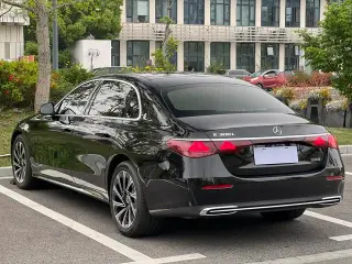 Mercedes-Benz E-Class 2024 E 300 L De lujo Coche exterior foto 4