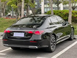 Mercedes-Benz E-Class 2024 E 300 L De lujo Coche exterior foto 6
