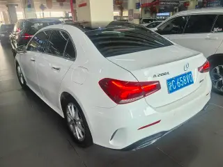 Mercedes-Benz A-Class 2021 A 200 L Sports Sedan Dynamic Edition exterior photo 4