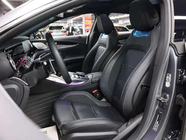 Mercedes-Benz AMG GT 2023 AMG GT 50 Voiture de sport à quatre portes intérieur photo 11 Mercedes-Benz AMG GT 2023 AMG GT 50 Voiture de sport à quatre portes intérieur photo 11