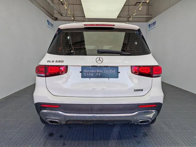 Mercedes-Benz GLB 2023 GLB 220 Style tendance extérieur photo 5