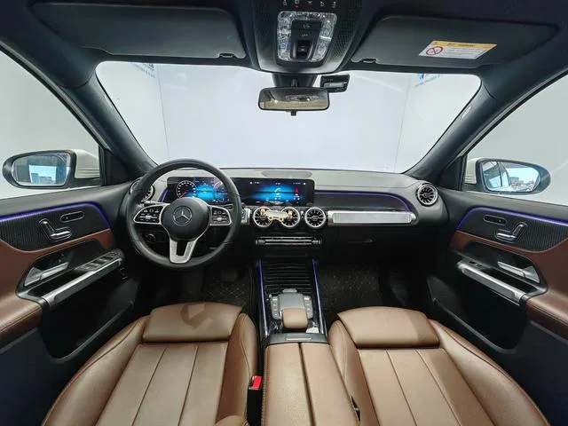 Mercedes-Benz GLB 2023 GLB 220 Style tendance extérieur photo 10