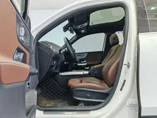 Mercedes-Benz GLB 2023 GLB 220 Style tendance intérieur photo 11