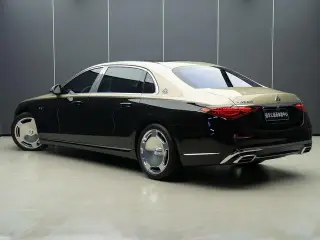 Mercedes-Benz Mercedes-Maybach S-Class 2023 S 680 4MATIC extérieur photo 6