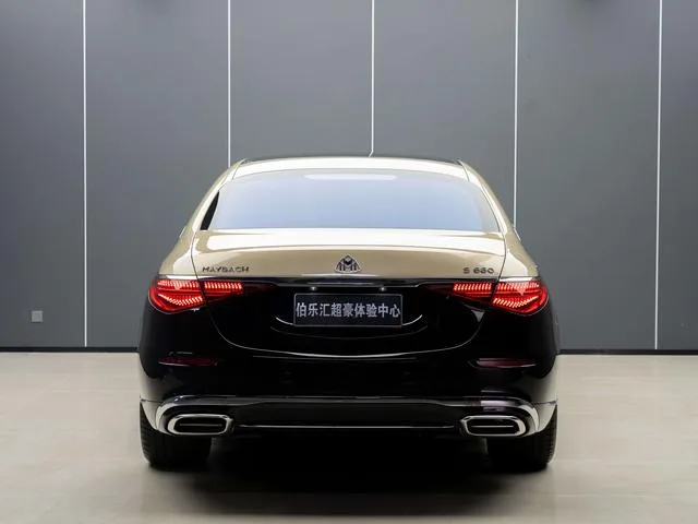 Mercedes-Benz Mercedes-Maybach S-Class 2023 S 680 4MATIC extérieur photo 8