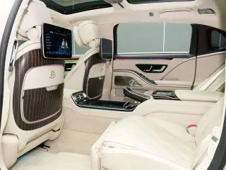 Mercedes-Benz Mercedes-Maybach S-Class 2023 S 680 4MATIC intérieur photo 15