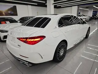 Mercedes-Benz C-Class 2022 C 260 L Version sportive extérieur photo 5 Mercedes-Benz C-Class 2022 C 260 L Version sportive extérieur photo 5