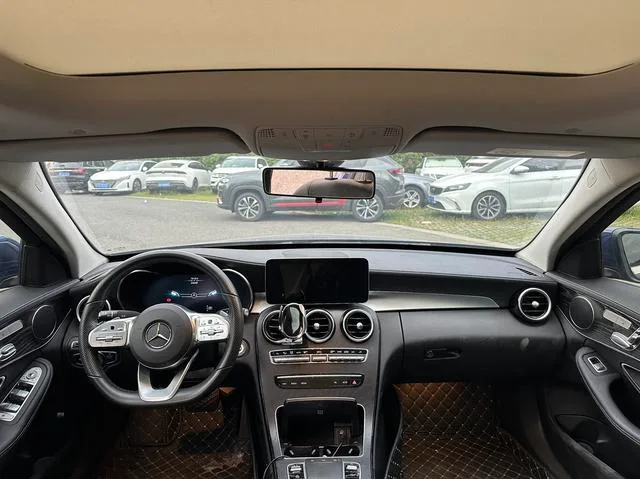Mercedes-Benz C-Class 2021 C 260 L Version sportive extérieur photo 5