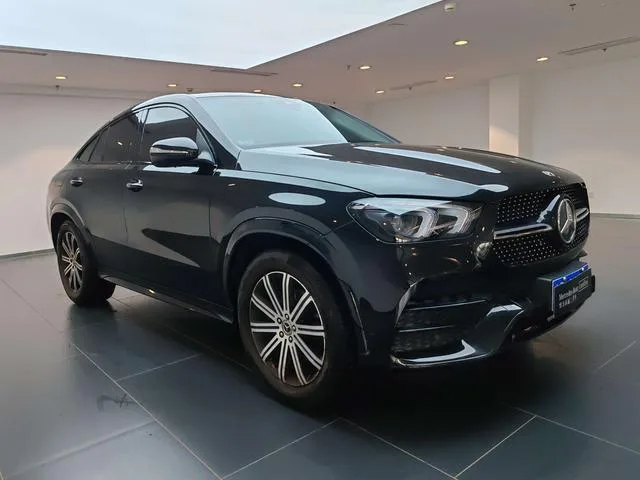 Mercedes-Benz GLE Coupe 2022 GLE 350 4MATIC Coupé SUV Estilo de moda exterior foto 2 Mercedes-Benz GLE Coupe 2022 GLE 350 4MATIC Coupé SUV Estilo de moda exterior foto 2
