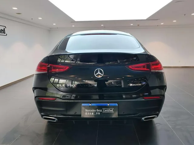 Mercedes-Benz GLE Coupe 2022 GLE 350 4MATIC Coupé SUV Estilo de moda exterior foto 3 Mercedes-Benz GLE Coupe 2022 GLE 350 4MATIC Coupé SUV Estilo de moda exterior foto 3