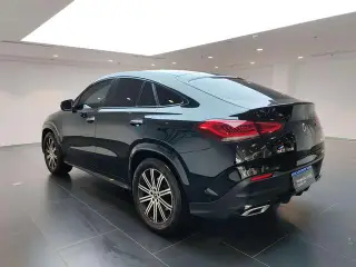 Mercedes-Benz GLE Coupe 2022 GLE 350 4MATIC Coupé SUV Estilo de moda exterior foto 6 Mercedes-Benz GLE Coupe 2022 GLE 350 4MATIC Coupé SUV Estilo de moda exterior foto 6