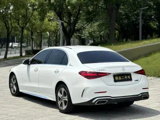 Mercedes-Benz C-Class 2022 C 200 L Version sportive intérieur photo 11