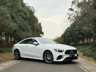 Mercedes-Benz E-Class (Imported) 2023 E 260 Coupé exterior foto 4 Mercedes-Benz E-Class (Imported) 2023 E 260 Coupé exterior foto 4