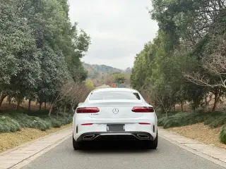 Mercedes-Benz E-Class (Imported) 2023 E 260 Coupé interior foto 6 Mercedes-Benz E-Class (Imported) 2023 E 260 Coupé interior foto 6
