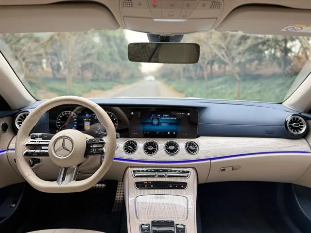Mercedes-Benz E-Class (Imported) 2023 E 260 Coupé interior foto 7 Mercedes-Benz E-Class (Imported) 2023 E 260 Coupé interior foto 7