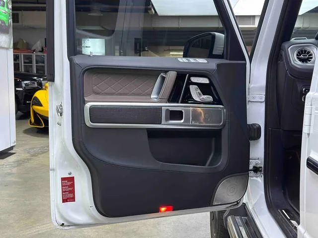 Mercedes-Benz Mercedes-AMG G-Class 2022 AMG G 63 intérieur photo 12