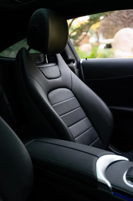 Mercedes-Benz C-Class 2021 C 260 Coupe interior photo 10 Mercedes-Benz C-Class 2021 C 260 Coupe interior photo 10