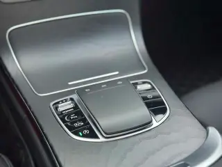 Mercedes-Benz C-Class 2021 C 200 L Edición deportiva de moda interior foto 14 Mercedes-Benz C-Class 2021 C 200 L Edición deportiva de moda interior foto 14