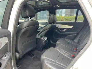Mercedes-Benz GLC 2021 GLC 260 L 4MATIC Dinámico interior foto 10 Mercedes-Benz GLC 2021 GLC 260 L 4MATIC Dinámico interior foto 10