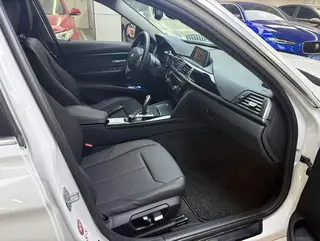 BMW 3 Series 2017 320Li Style tendance intérieur photo 7