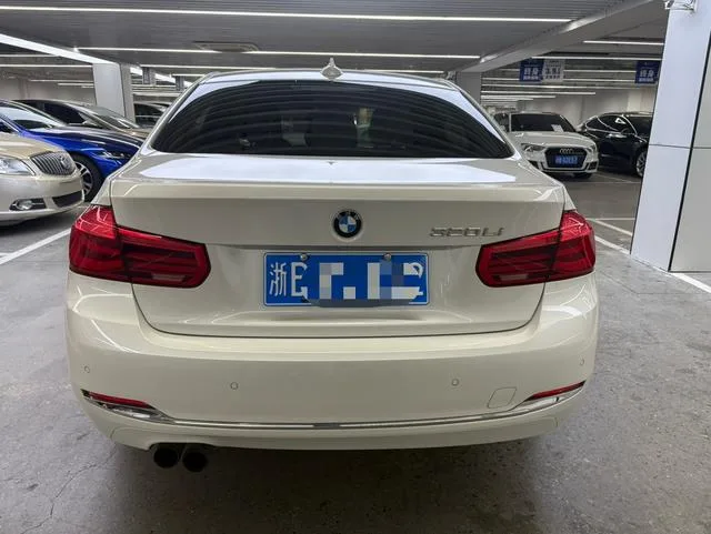 BMW 3 Series 2017 320Li Style tendance intérieur photo 10