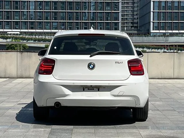 BMW 1 Series (Imported) 2013 Модификация 118i Лидирующий экстерьер фото 5