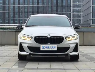 BMW 1 Series 2021 125i M Sports Obsidian Night Edition exterior photo 2