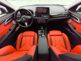 BMW 1 Series 2021 125i M Sports Obsidian Night Edition interior photo 16
