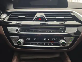 BMW 5 Series 2018 Restyling 530Li Leading Type Luxury Set interior photo 14 BMW 5 Series 2018 Restyling 530Li Leading Type Luxury Set interior photo 14