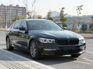 BMW 5 Series 2018 528Li Édition spéciale répertoriée extérieur photo 3 BMW 5 Series 2018 528Li Édition spéciale répertoriée extérieur photo 3