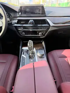 BMW 5 Series 2018 528Li Édition spéciale répertoriée extérieur photo 6 BMW 5 Series 2018 528Li Édition spéciale répertoriée extérieur photo 6