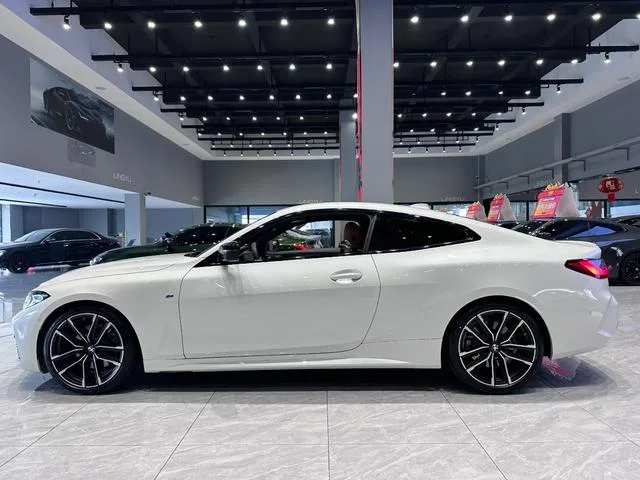 BMW 4 Series 2022 430i M Set de nuit de sport extérieur photo 4