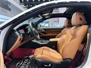 BMW 4 Series 2022 430i M Set de nuit de sport intérieur photo 13