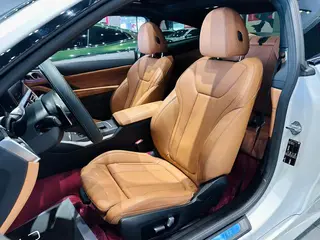 BMW 4 Series 2022 430i M Set de nuit de sport intérieur photo 14