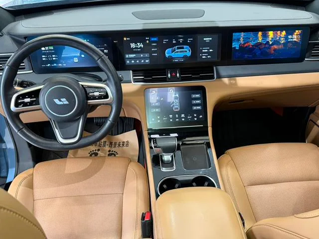 Li Auto ONE 2020 Extensión de rango 6 Placa del asiento interior foto 8